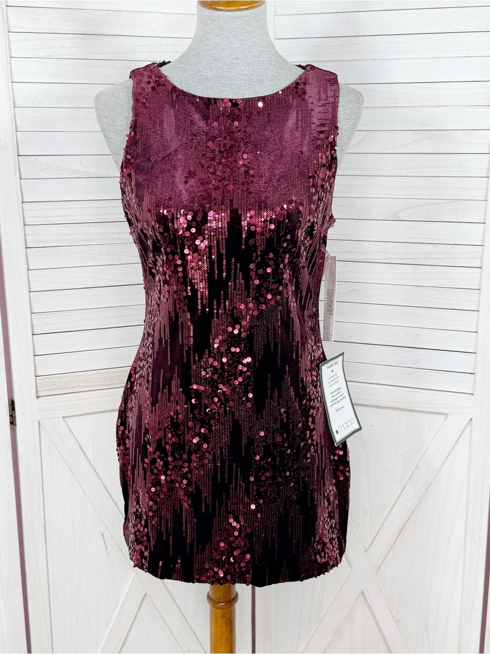 Emerald Sundae Velvet Sequin Bodycon Sheath Mini Dress Red Juniors Large Party
